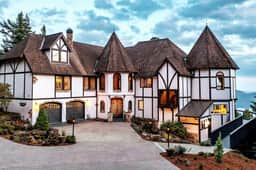 Empress Island Manor