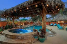 Empress Villa Retreat - Image 5