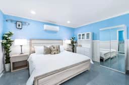Near NRG • Private Pool • Hot Tub • Cinema • 5BR - Image 3
