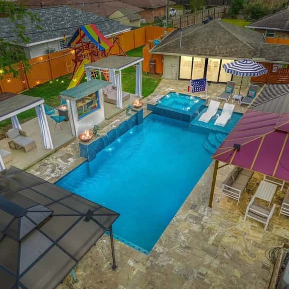 Near NRG • Private Pool • Hot Tub • Cinema • 5BR - Image 1