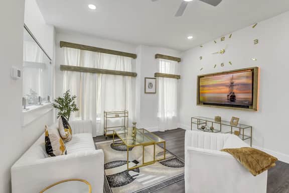 Luxury 3BR w/ Patio + Garage, Near NRG, Med Center