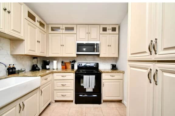 Empress Cozy Haven - Image 3